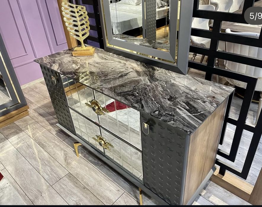 Спальный гарнитур