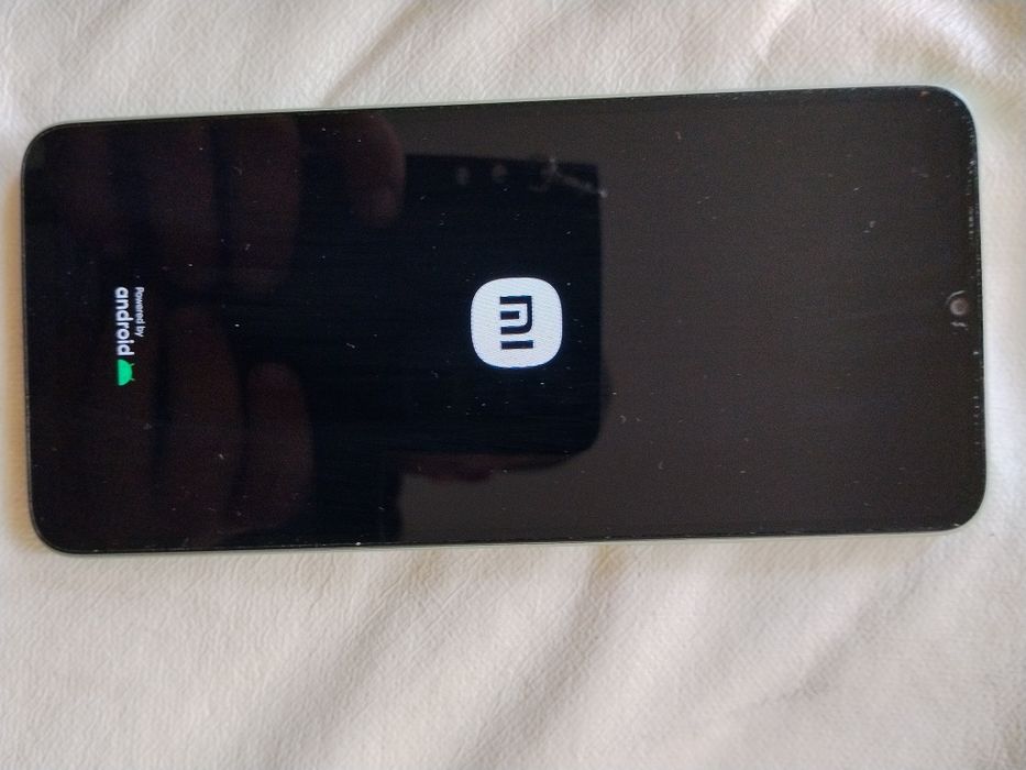 Redmi 13C чисто нов