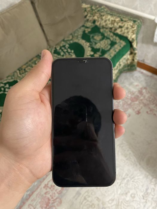 Айфон 12 про и 11 про