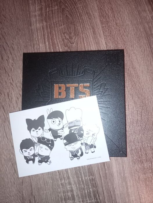 Album BTS LOOK2.