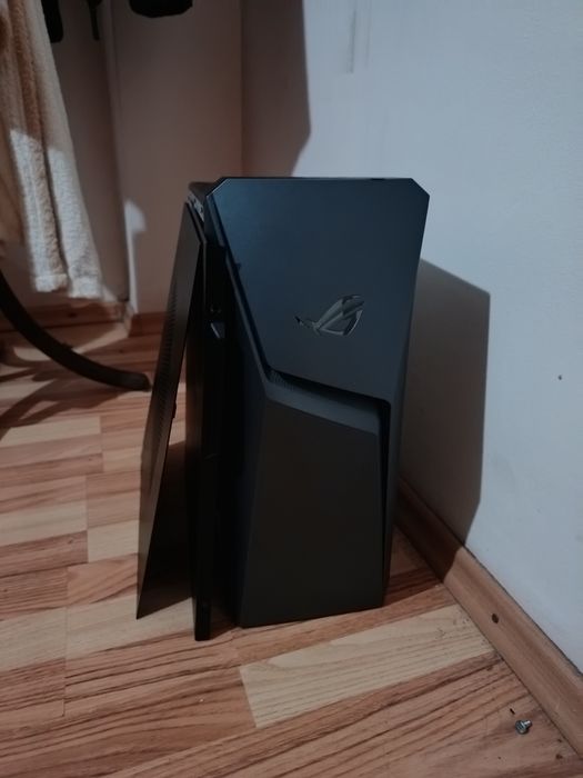 Vand carcasa Asus Rog