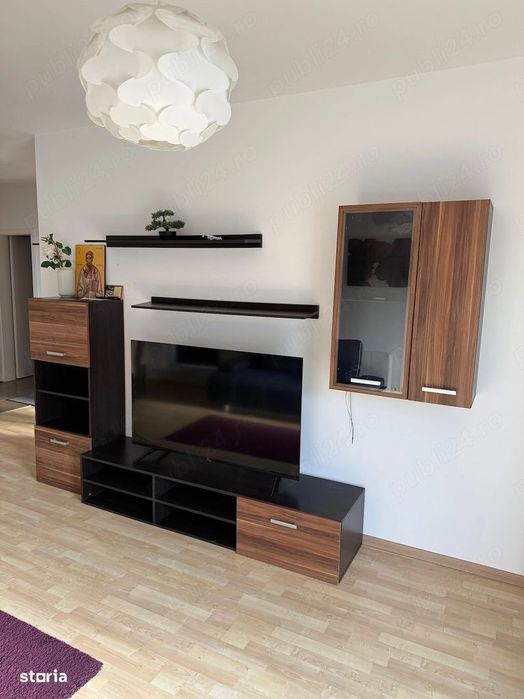 Inchiriez apartament