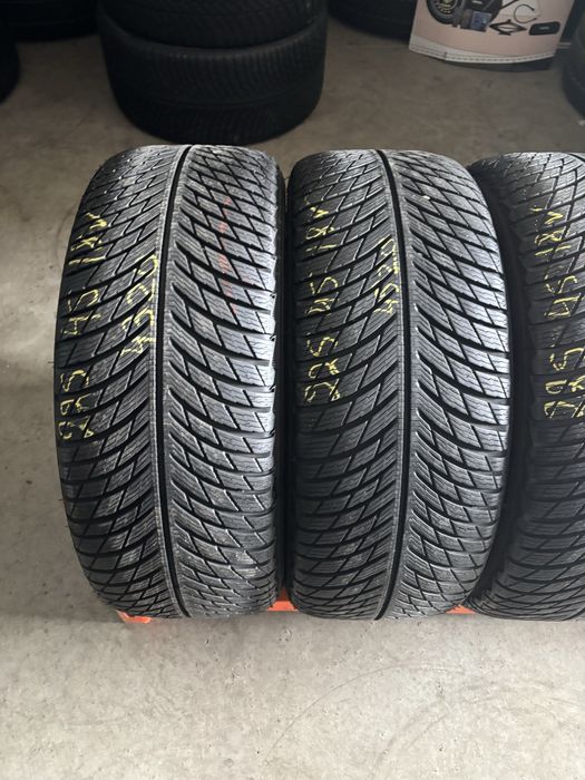 Anvelope Iarna 225/45/18 Michelin Pilot Alpin 5 225 45 18 R18