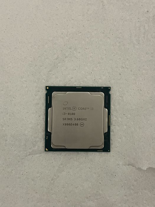 Процессор  Intel core I3 8100