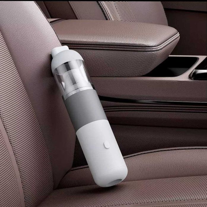 Автомобильный пылесос