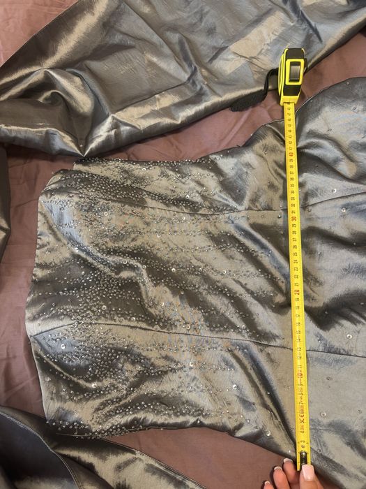 Официална рокля