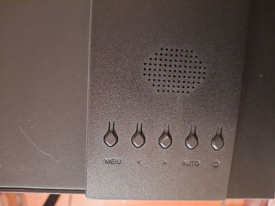 Ziffler монитор паласаси бор Ишлаб турибти