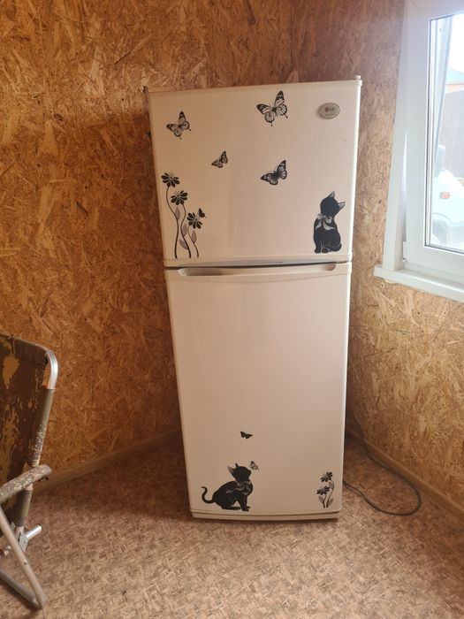 Холодильник продам