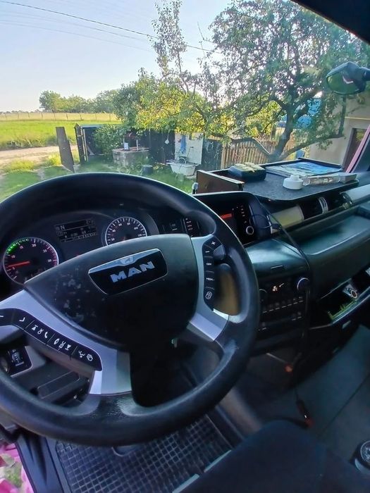 Se vinde flota de 3 buc cap tractor MAN TGX, 2015+ 2016,SEMIREMORCA