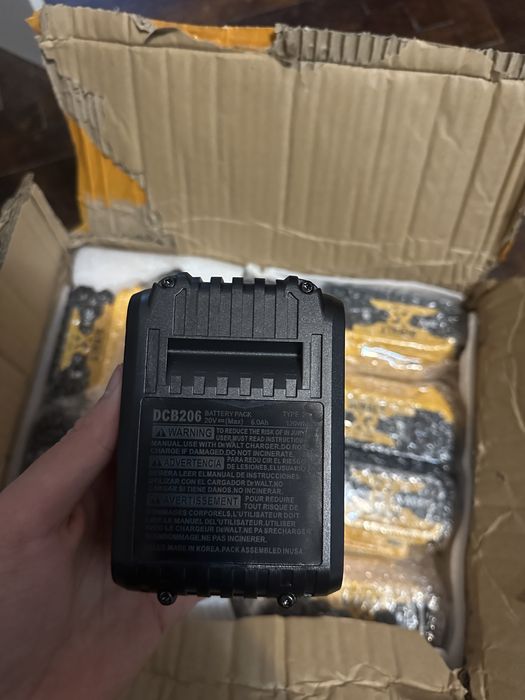 Baterie/acumulator dewalt 6ah