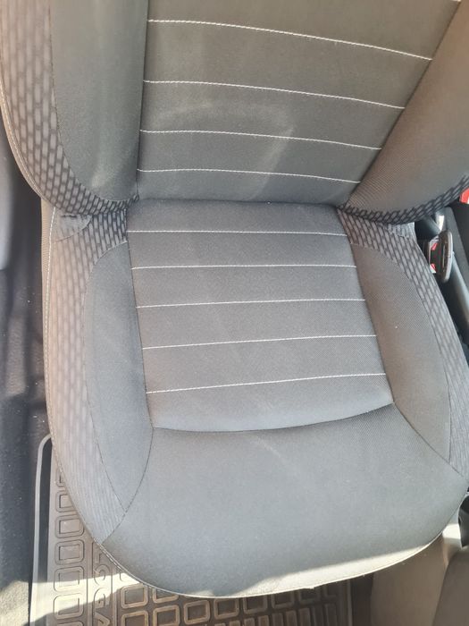 Scaune logan de vanzare