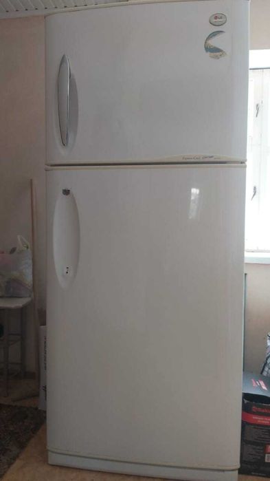 Продам холодильник Самсунг в отличном состоянии