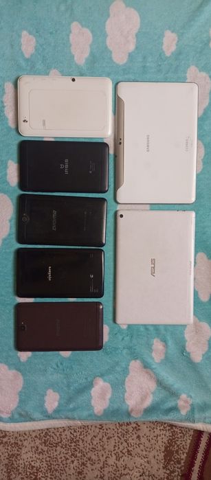 Продам рабочие телефоны.