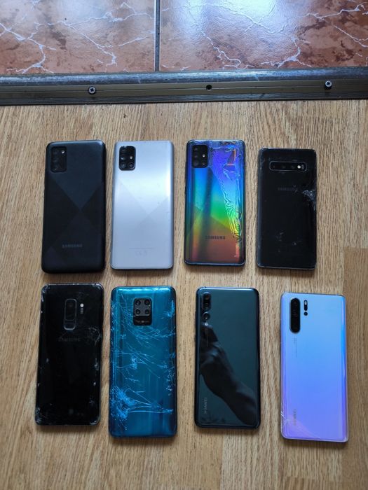 Telefoane pt piese sau reparație !!Sunt 8 bucăți se vând doar toate !