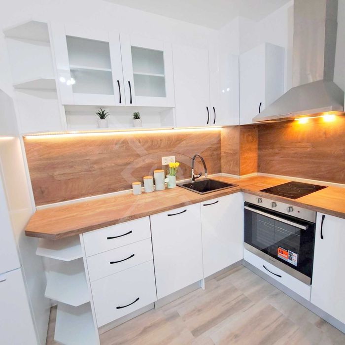 Продава се Двустаен апартамент в Пловдив, Христо Смирненски - 84 кв.м за 1655 €/кв.м - Снимка #6