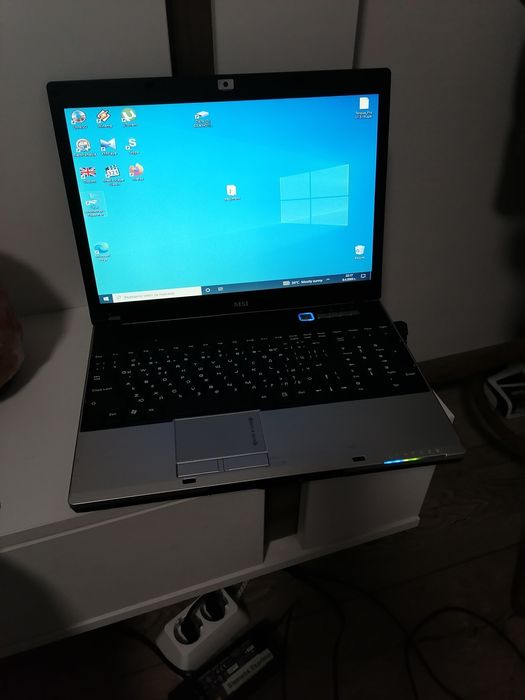Лаптоп Msi MS-163D
