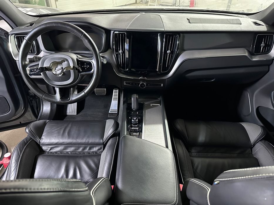 Volvo XC60 2.0D Hibrid 2021 104.000km Avariat/Avariate/Usor avariate