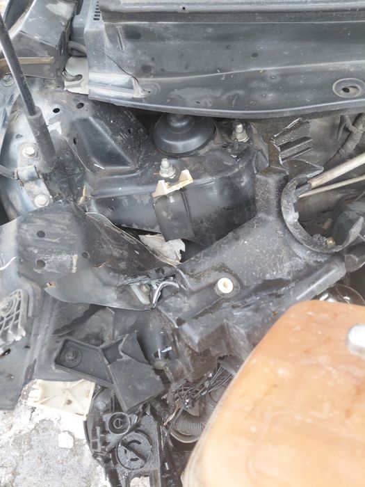 Автомобиль jac s5