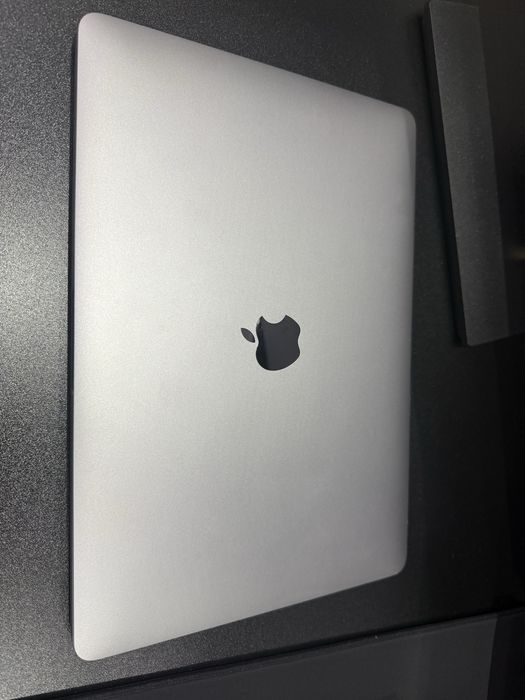 Macbook pro i5 16/1Tb