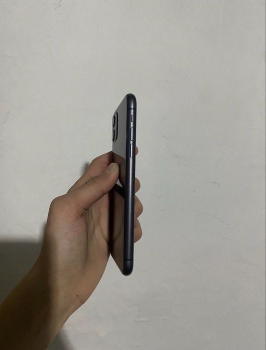 Айфон 11 64гб!!!