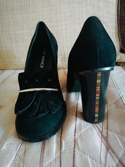 Обувки на ток Eva Minge
