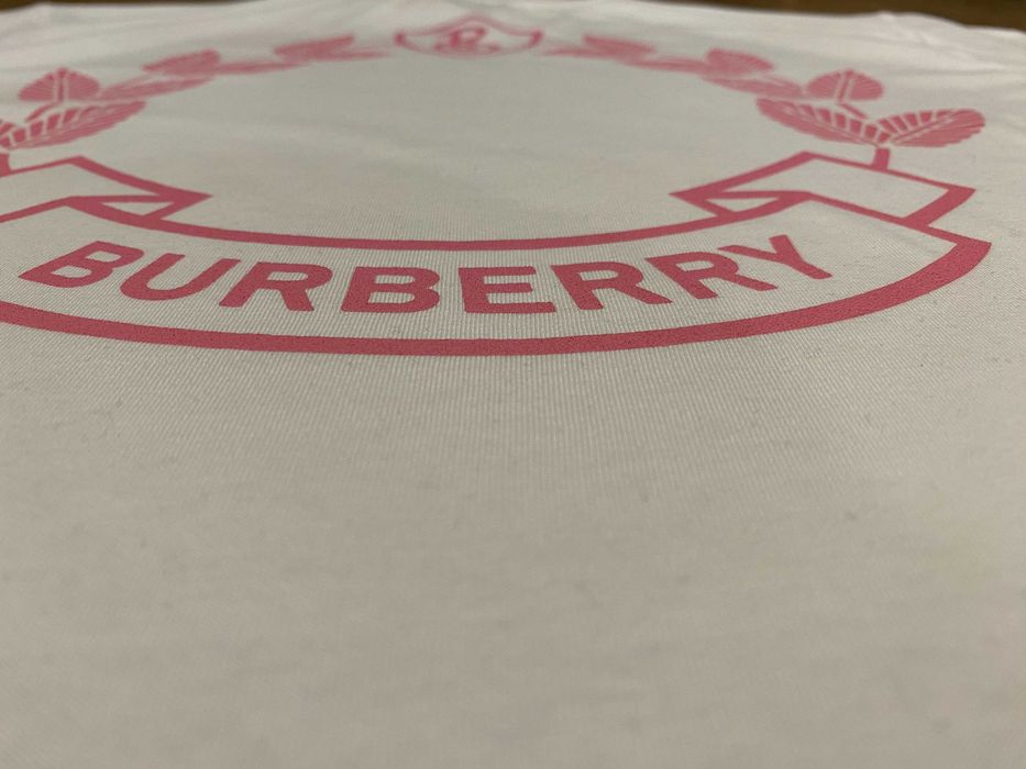 BURBERRY Oak Leaf, ОРИГИНАЛНА тениска, oversized,размери: XS, L и XL