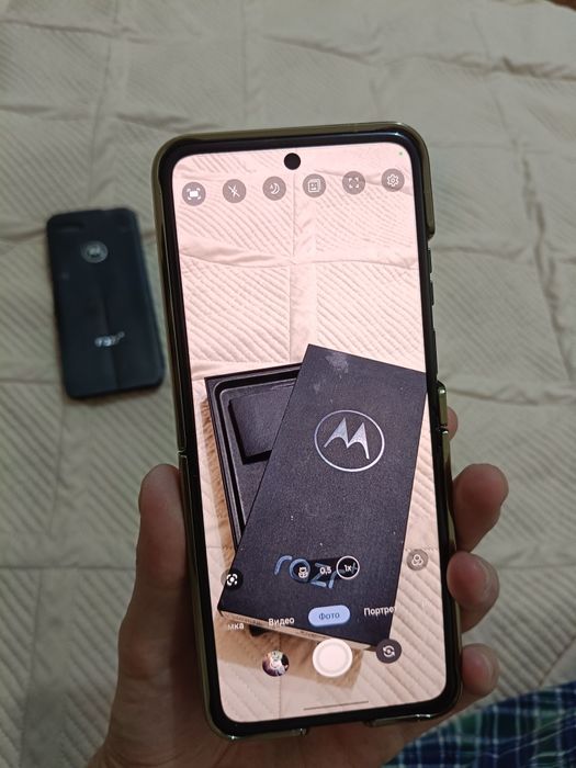 Motorola razr 2023 Plus Black infinity 8/256 GBB