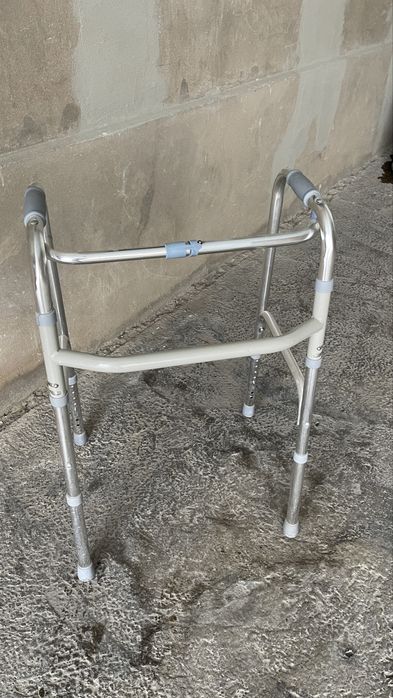 Ходунок для взрослых