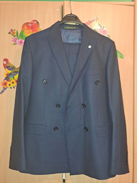 Мужской костюм...