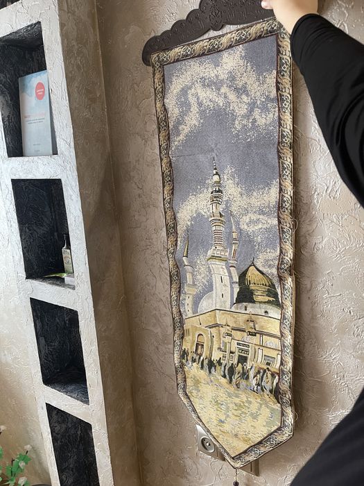 Продам красивую тканевую картину мечеть