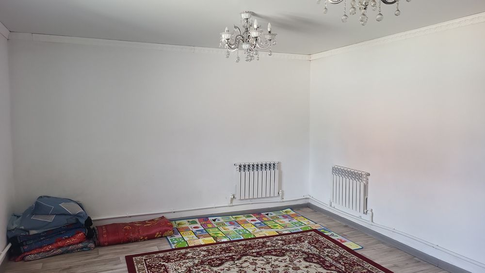 Частный дом на кирпичном