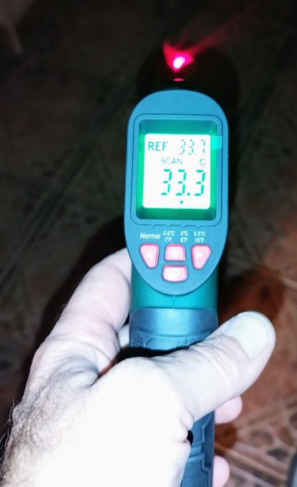 Безконтактен IR инфраред термометър -50+380 градуса