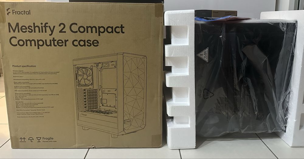 Carcasa Fractal Design Meshify 2 Compact RGB