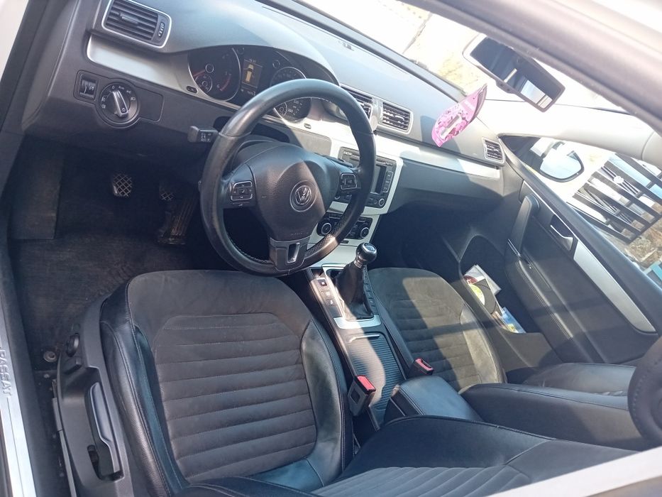 Se vinde Volkswagen pasat b7 din 2011 în stare perfecta de funcționare