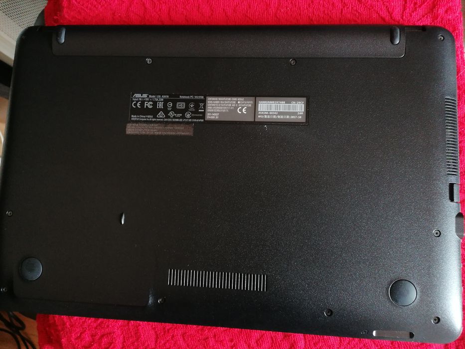 Laptop Asus A541N  4gb ram