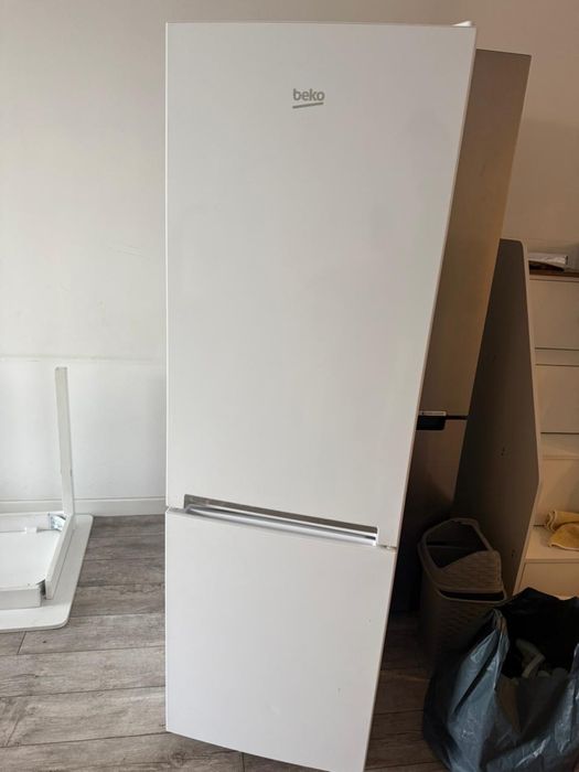 Холодильник BEKO