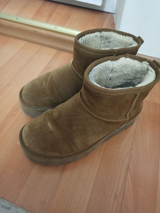 Продам угги женские