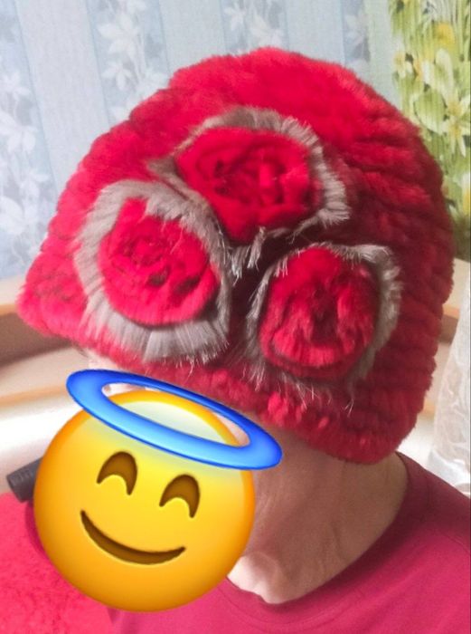 Продам женскую шапку