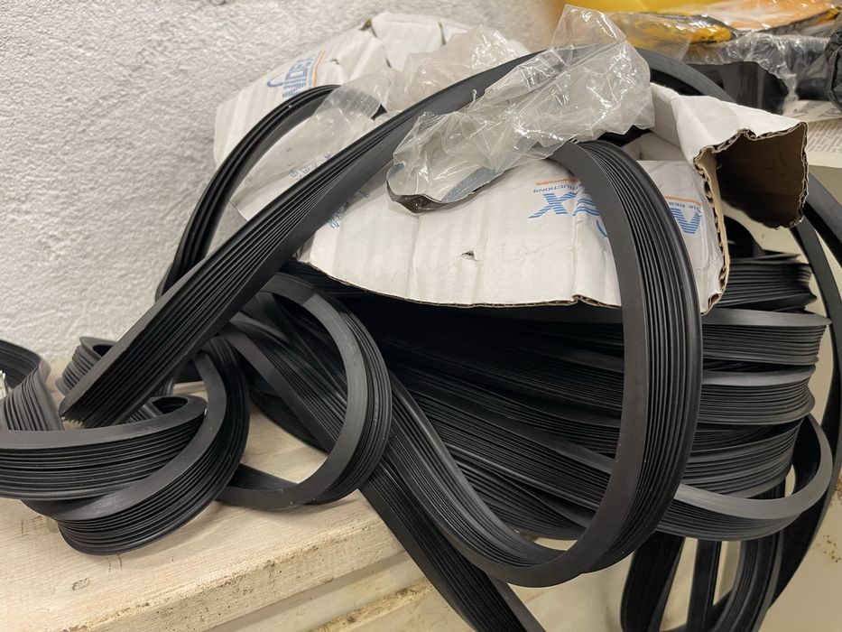 НОВО Уплътнение за алуминиева дограма