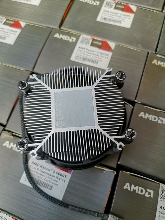 cooler stock Ryzen 5 5600x