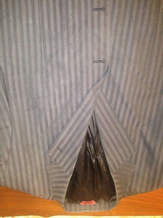 Продаю Костюмы Больших Размеров 60-62 от 180 тыщ