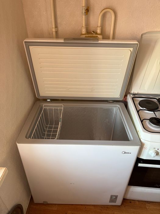 Морозильник б/у , морозильная камера