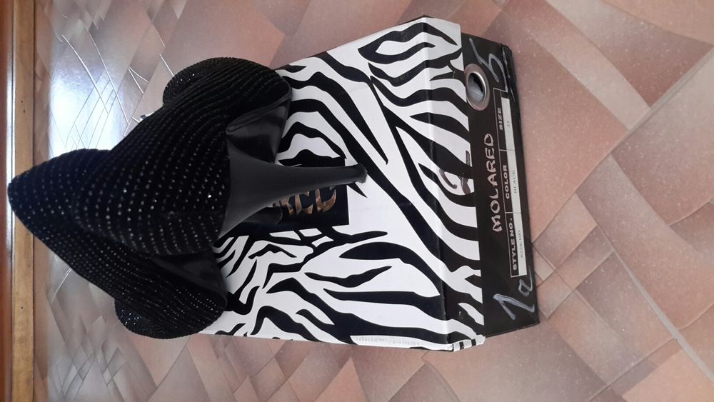 Продам Туфли на каблуке