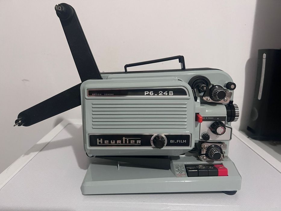 proiector film Heurtier P6-24B vintage de colectie