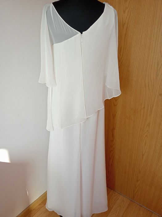 Страхотна Нова рокля 38 М