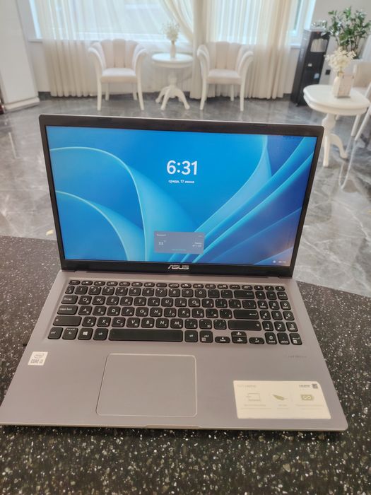 Asus / Noutbook/ Kompyuter
