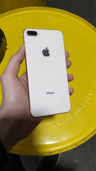 Srochna sotaman iphone 8 plus 64 gn yoki obmen