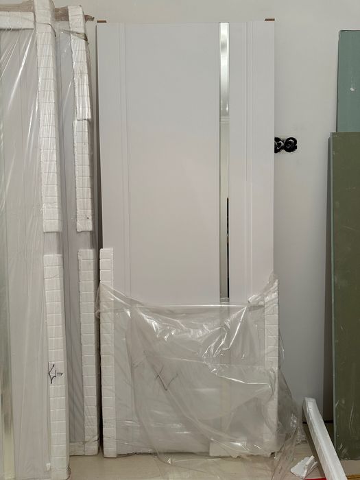 Продается новая дверь