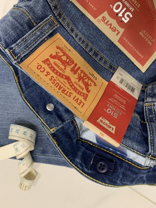 Нови оригинални дънки за момче с ръст 152 см-12 години