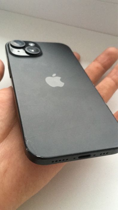 Продам iphone 15 128 g